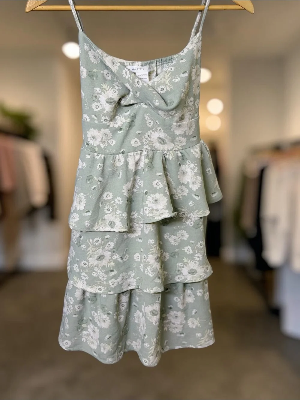 Altar'd State Tara Sage Green Floral Twist Tiered Ruffle ✨Regencycore✨ Mini NWT - Picture 5 of 14
